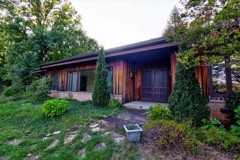 5909 Lost Mountain Rd, Roanoke, VA 24018