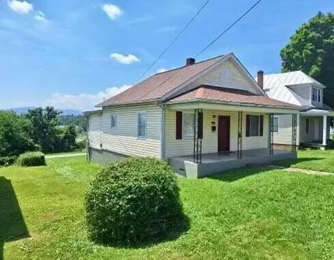 1628 Moorman Ave NW, Roanoke, VA 24017