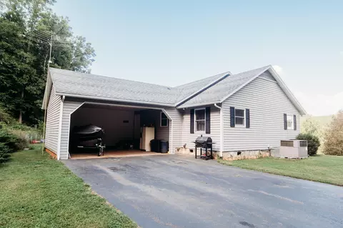 3197 Lee Elgin Rd, Woolwine, VA 24185 photo 5