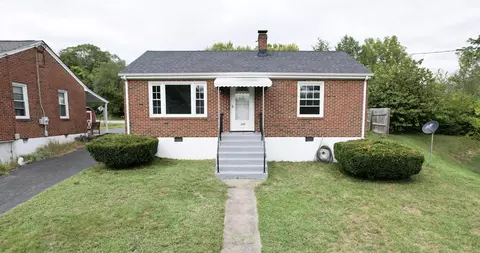 659 Old Vinton Mill Rd NE, Roanoke, VA 24012