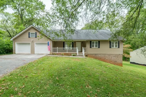 1445 Belmont Dr, Bedford, VA 24523