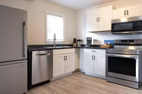 1621 Brandon Ave SW #A & B, Roanoke, VA 24015