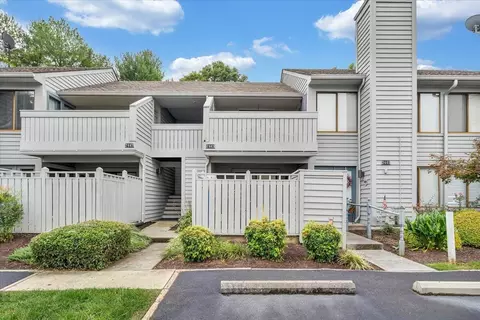 2443 Post Oak Rd, Salem, VA 24153