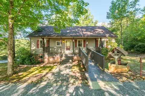 8079 Wheats Valley Rd, Bedford, VA 24523