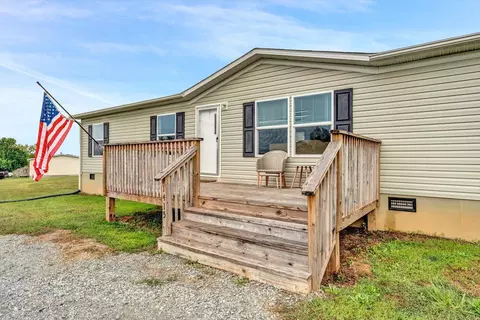 1415 Quaker Church Rd, Bedford, VA 24523