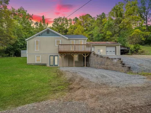 123 Ferns Ln, Fincastle, VA 24090