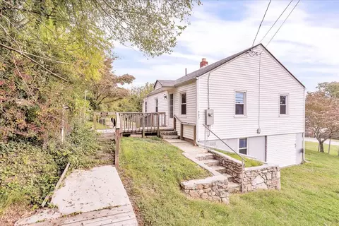 905 Dale Ave, Vinton, VA 24179