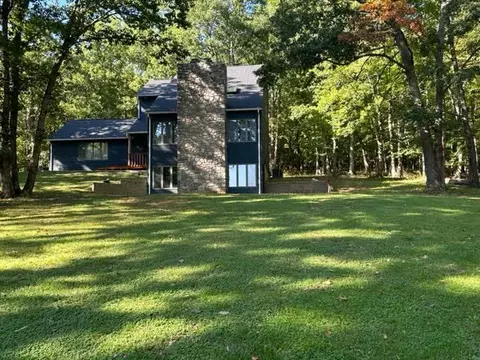 2222 Loch Haven Dr, Roanoke, VA 24019