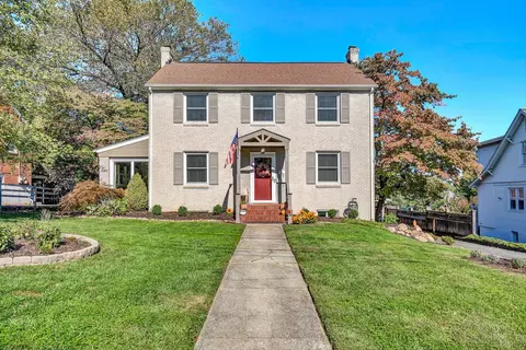 2527 Montgomery Ave SW, Roanoke, VA 24015