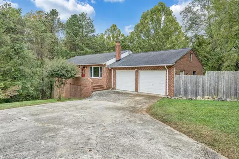 8540 Wormack Rd, Roanoke, VA 24019 photo 2