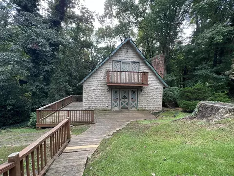 373 Ridge Rd, Collinsville, VA 24078