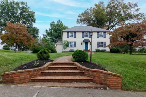 232 Locust Ave, Salem, VA 24153