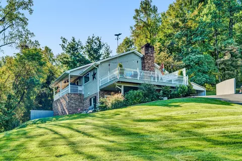 7864 Whistler Dr, Roanoke, VA 24018