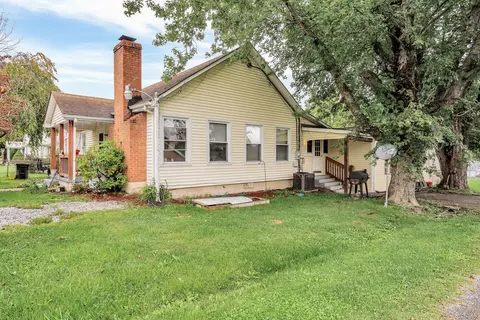 289 Herndon Ave, New Castle, VA 24127