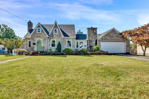 2406 Memorial Ave SW, Roanoke, VA 24015