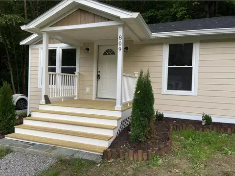 809 John Arthur Rd, Boones Mill, VA 24065