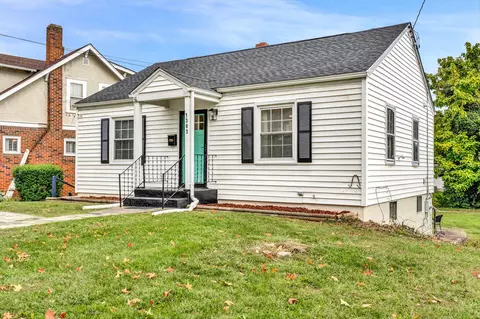 1303 Rugby Ave NW, Roanoke, VA 24017
