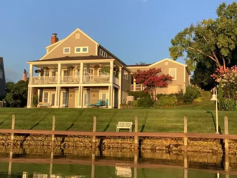 31 Cottage Cir, Moneta, VA 24121