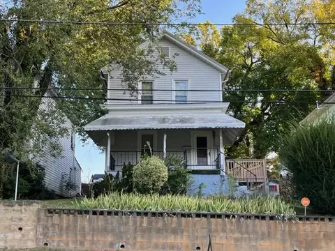 1403 Gilmer Ave NW, Roanoke, VA 24017
