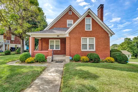 1303 9th St SE, Roanoke, VA 24013