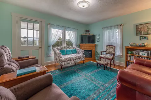 2487 Frontage Rd, Buchanan, VA 24066 photo 4