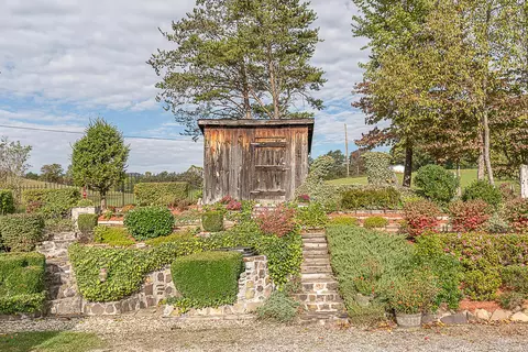 2487 Frontage Rd, Buchanan, VA 24066 photo 55