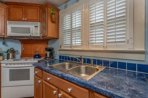 2487 Frontage Rd, Buchanan, VA 24066 photo 13