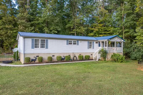 8741 Pike Rd, Montvale, VA 24122