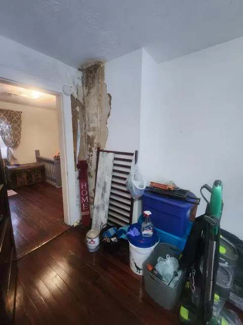 809 Brussels Ave, Clifton Forge, VA 24422 photo 14