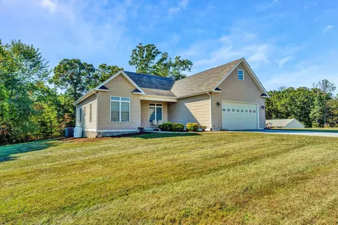 20 Timberlake Dr, Hardy, VA 24101