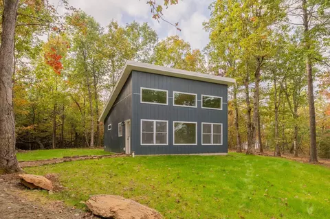 132 Acorn Ln, Floyd, VA 24091