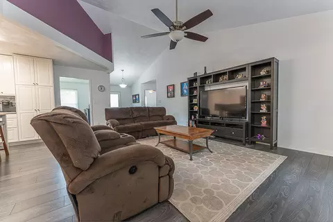 210 Fox Fire, Cloverdale, VA 24077 photo 11