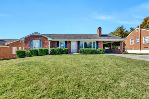 5734 Malvern Rd, Roanoke, VA 24012