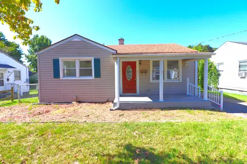 412 S Craig Ave, Covington, VA 24426