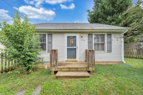 3718 Melcher St SE, Roanoke, VA 24014