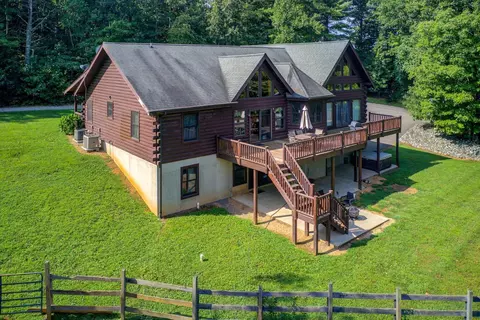 1835 Coles Creek Rd, Rocky Mount, VA 24151