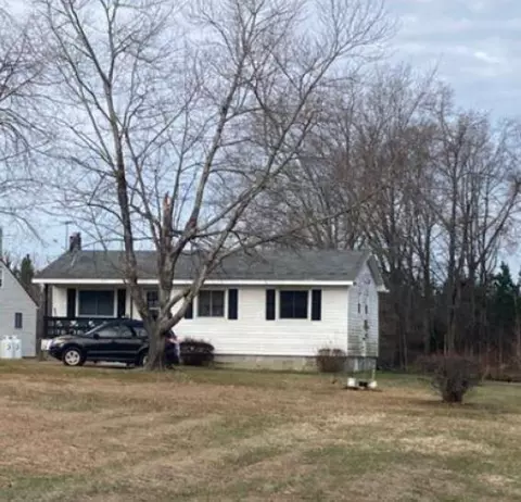 1197 Straightstone Rd, Gretna, VA 24557