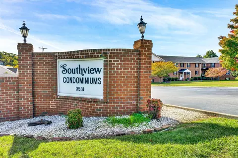 3531 Peters Creek Rd #305, Roanoke, VA 24019