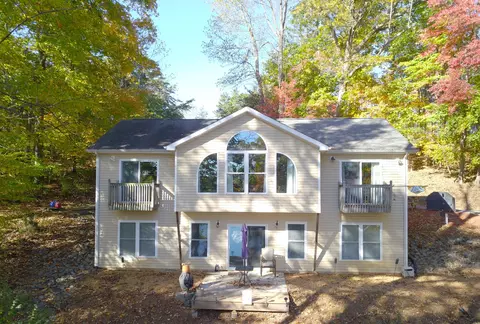 125 Pawnee Trl, Hardy, VA 24101