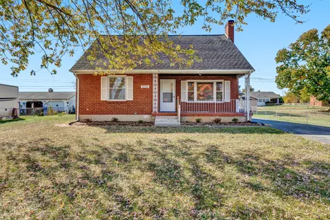 5736 Darby Rd, Roanoke, VA 24012