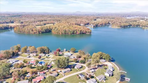 485 Big Cove Dr, Penhook, VA 24137 photo 55