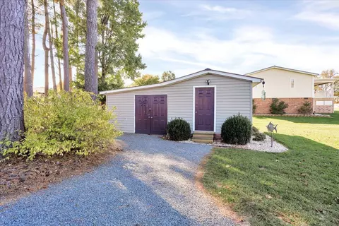 485 Big Cove Dr, Penhook, VA 24137 photo 41