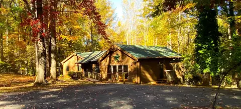 113 Catamaran Ln, Moneta, VA 24121