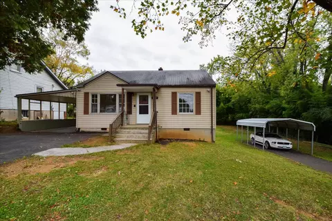 3907 Tennessee Ave NW, Roanoke, VA 24017