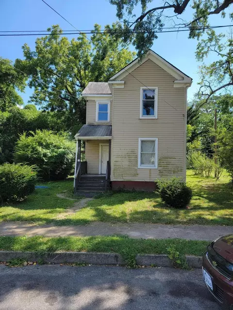 820 Rorer Ave SW, Roanoke, VA 24016