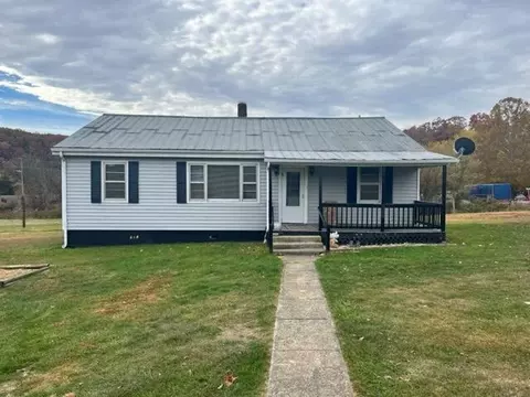 18 Little River Rd, Goshen, VA 24439