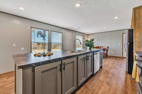 2284 Lipscomb Rd, Moneta, VA 24121 photo 16