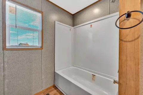 2284 Lipscomb Rd, Moneta, VA 24121 photo 21