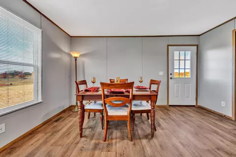2284 Lipscomb Rd, Moneta, VA 24121 photo 17