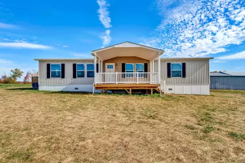 2284 Lipscomb Rd, Moneta, VA 24121 photo 4